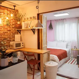 Hongdae Min House Apartment